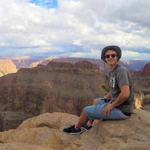 Meet your Posher, Félix